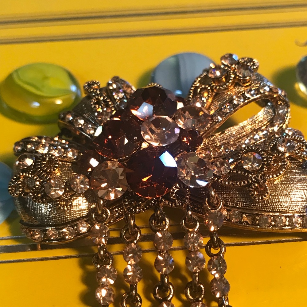 Brooch 🎀 Ribbon style Vintage-🌟 Rhinestone - Picture 6 of 8
